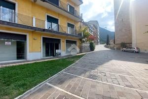 NEGOZIO A LUMEZZANE