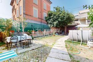 Due appartamenti da ristrutturare