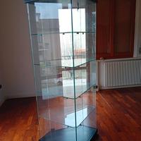 vetrina  in cristallo