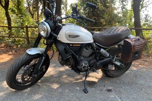 Ducati Scrambler Classic 800cc del 2018