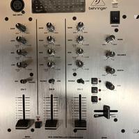 Mixer behringer dx 626