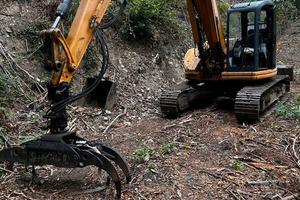 Komatsu PC128UU-1