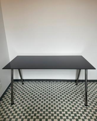 Scrivania ikea galant in vetro