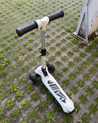 Monopattino elettrico bimbi