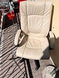 Poltrona comoda per scrivania in similpelle