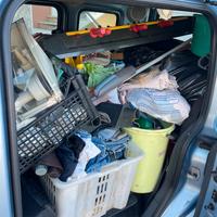 Servizi di piccoli traslochi, sgomberi, consegne