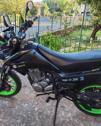Suzuki Dr 125 sm
