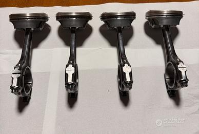 Bielle e pistoni BMW M3 e30