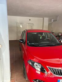 Lancia y Hybrid 2023