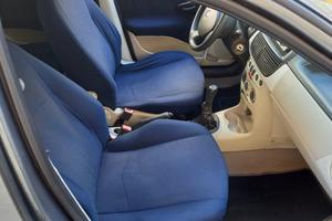 Auto Fiat punto