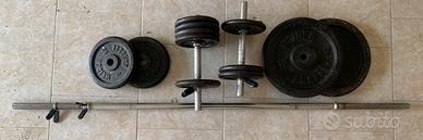 Attrezzi per palestra pesi bilanciere,manubri.