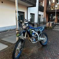 YZF 450 2022 MONSTER EDITION omologata italia