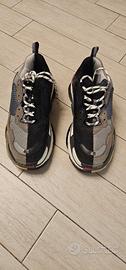 Sneakers Balenciaga Triple S da uomo