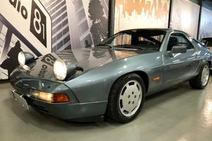 PORSCHE 928 S