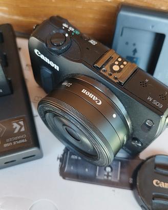 Canon EOS M mirrorless