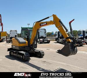 MINIESCAVATORE XCMG XE60GA ANNO 2026 NUOVO!!!