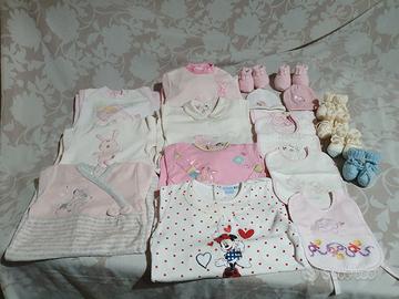 Abbigliamento neonata bimba 0/6 M.