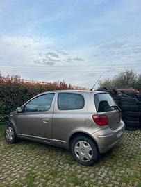 Yaris          I N C I D E N T A T A