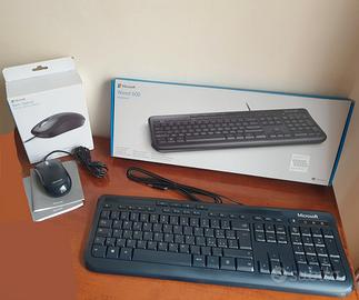 Mouse e tastiera+tappetino con ricarica wireless - Informatica In vendita a  Brindisi