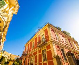5 LOCALI A NAPOLI