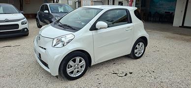 Toyota iQ 1.0