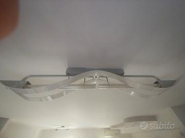 LAMPADARIO BIANCO AD ONDE CON 2 NEON