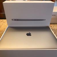 MacBook Air da 13'' con chip Apple M1