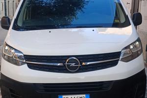 OPEL VIVARO 1.5  DIESEL, 3 POSTI