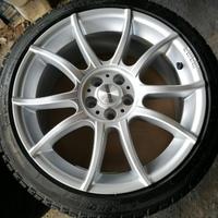 Cerchi in lega MOMO 17" con gomme neve - foratura