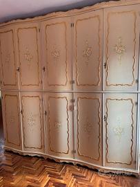 Armadio stile provenzale