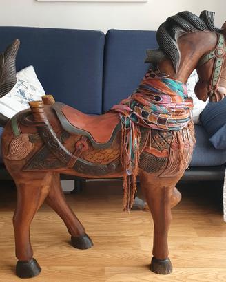 Cavallo Etnico in Legno Massiccio Intagliato mano