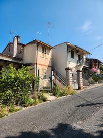 Casa indipendente su tre livelli