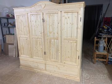 Armadio 4 porte 2 cassetti abete