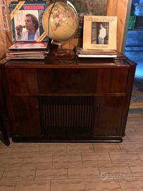 Mobile Radio giradischi vintage