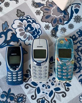 Nokia 3310 8210