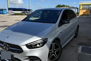 Mercedes Classe B 250e pacchetto AMG (IVA ESPOSTA)