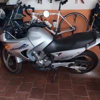 Honda XL 650 V Transalp - 2002