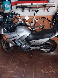 Honda XL 650 V Transalp - 2002