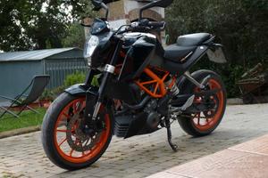 ktm duke 390