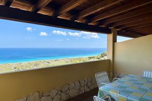 Abitazione su due livelli con splendida vista mare