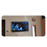 TV Sharp.60 pollici senza piedini 