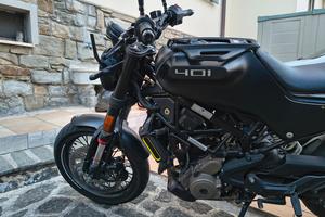 moto svartpilen 401 usata