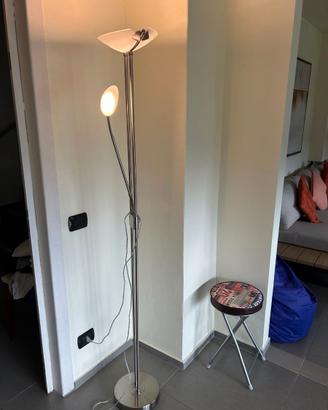 piantana led regolabile