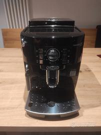 Macchina da caffè automatica Magnifica S