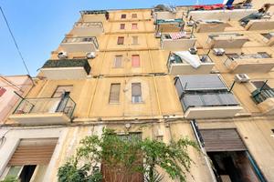 3 LOCALI A PALERMO