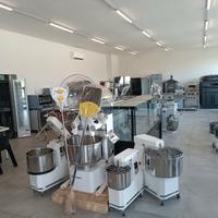 Forni,cucine,friggitrici,segaossa,tritacarne