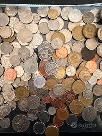 Monete vintage diverse parti del mondo