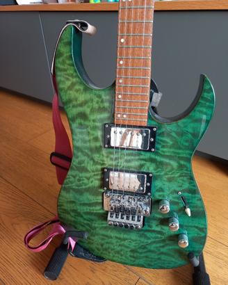chitarra elettrica superstrat samick