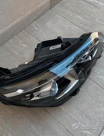 Fanale anteriore destro Peugeot 3008 GT Line