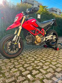 Ducati Hypermotard 1100S